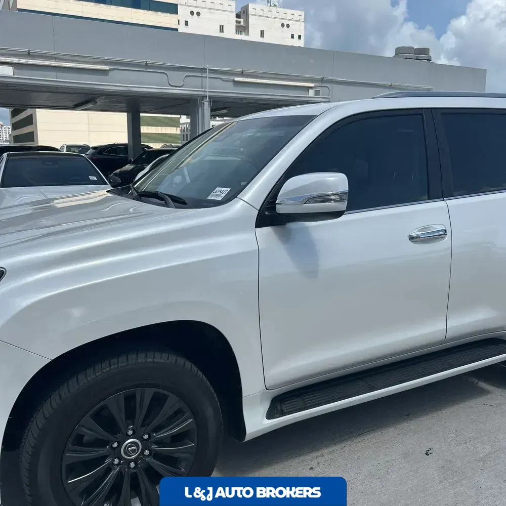 2023 Lexus GX 460 Base