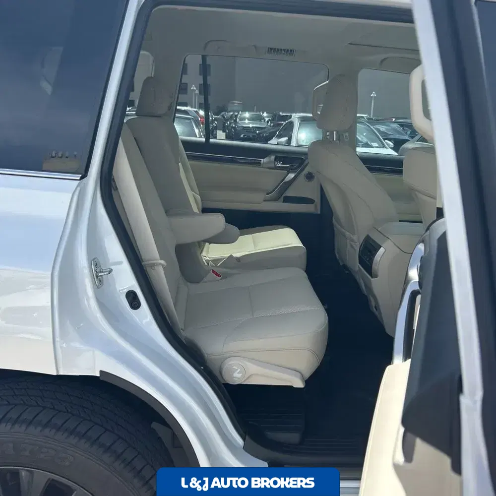 2023 Lexus GX 460 Base
