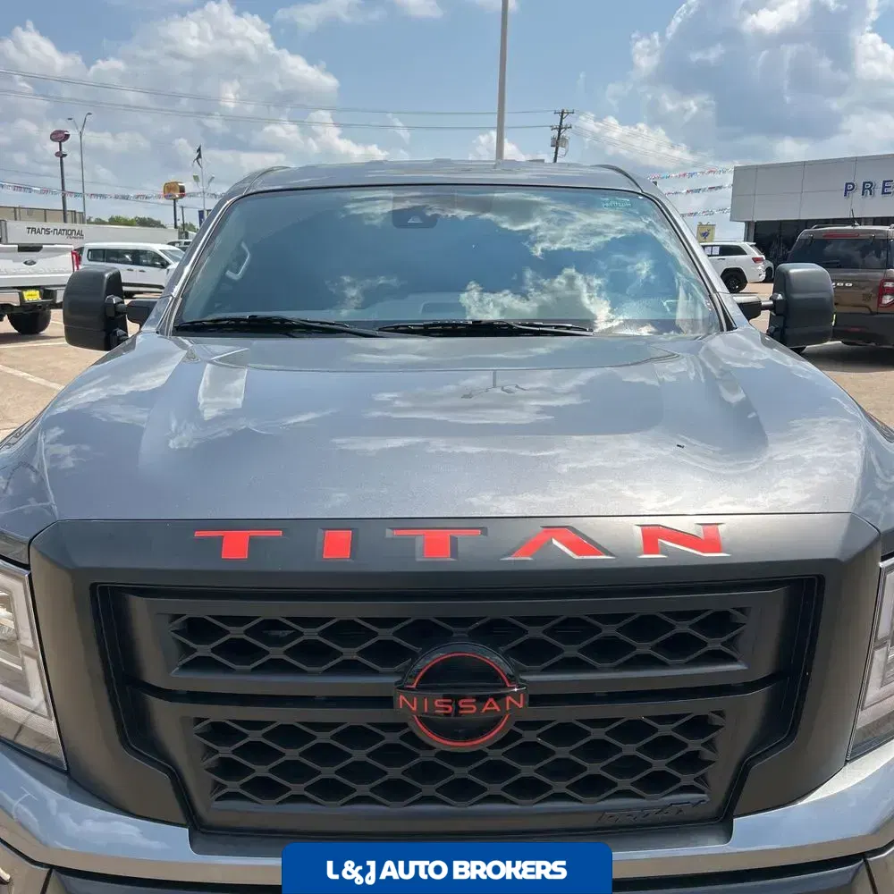 2024 Nissan Titan PRO-4X