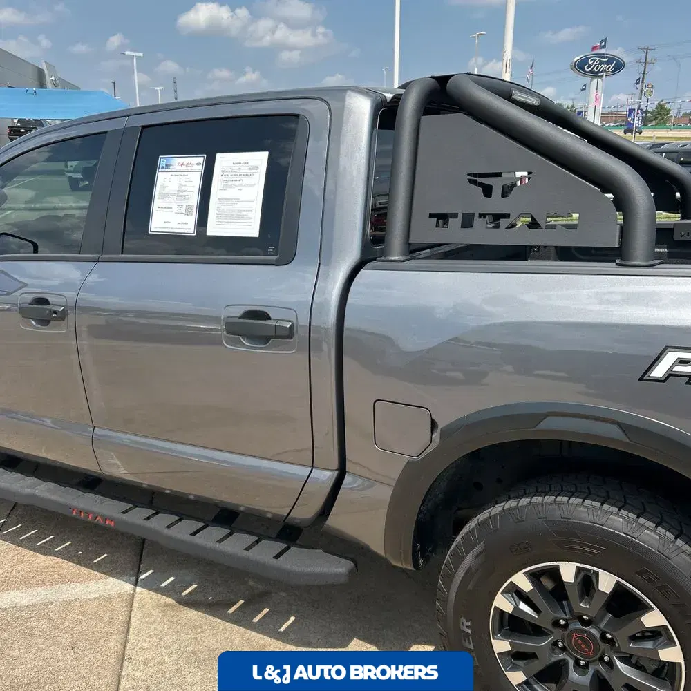 2024 Nissan Titan PRO-4X