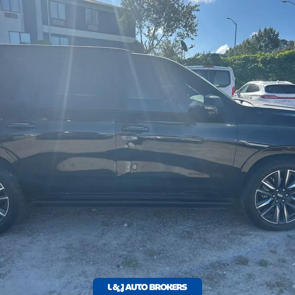 2022 Cadillac Escalade Sport