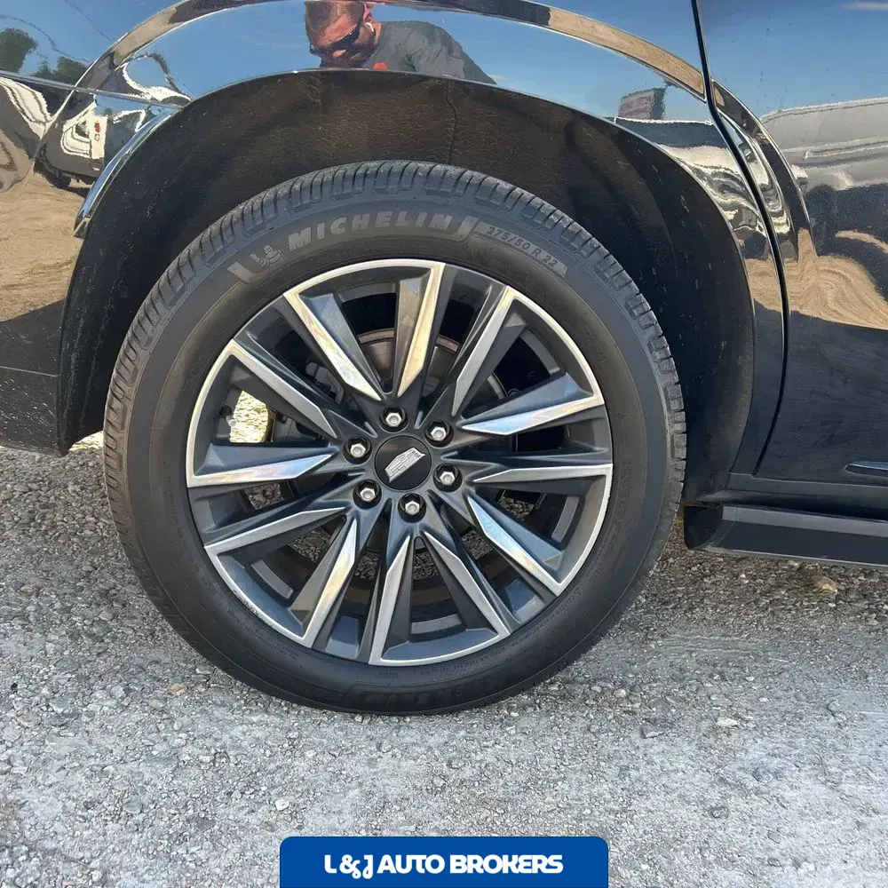 2022 Cadillac Escalade Sport