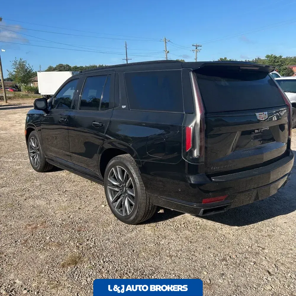 2022 Cadillac Escalade Sport