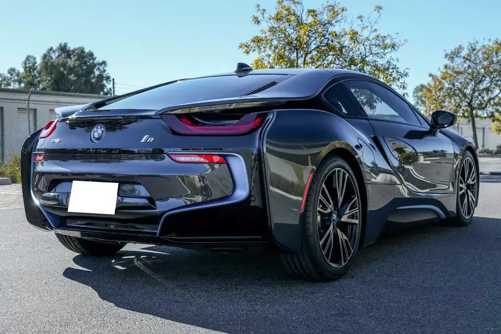 2015 BMW I8 Pure Impulse World Coupe