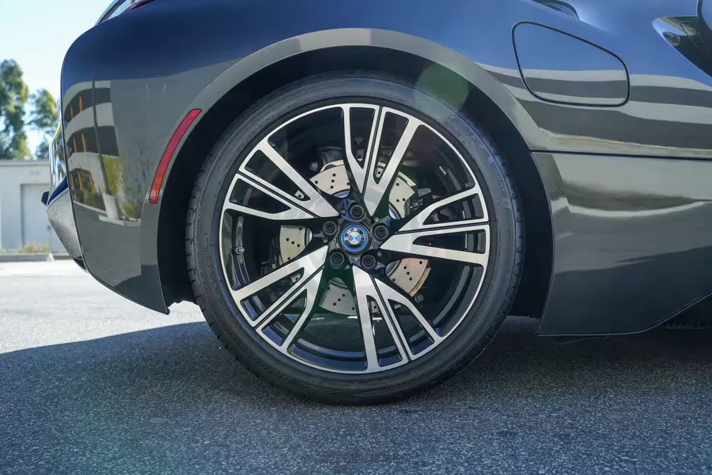2015 BMW I8 Pure Impulse World Coupe