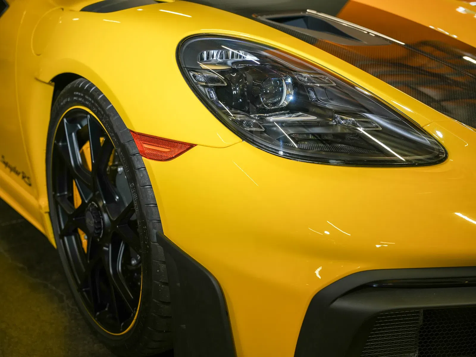 2025 Porsche 718 Spyder RS Weissach