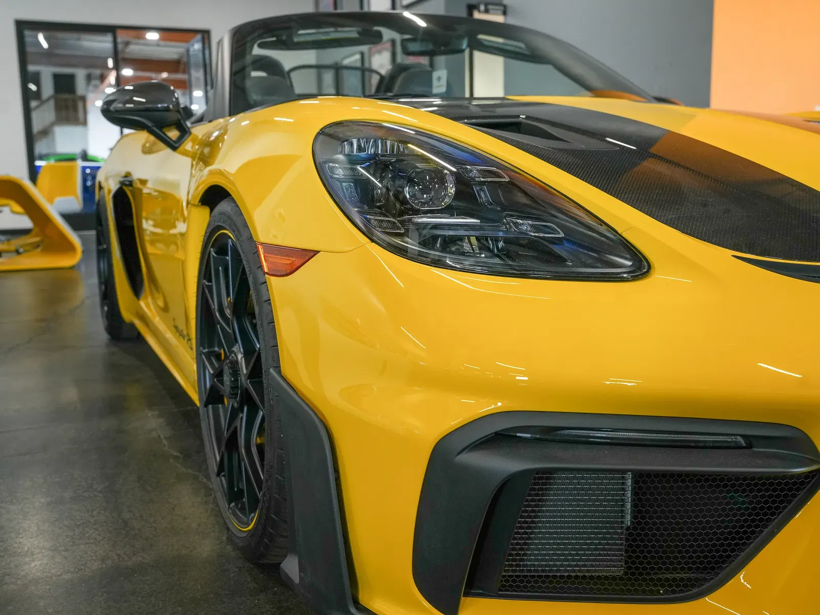 2025 Porsche 718 Spyder RS Weissach