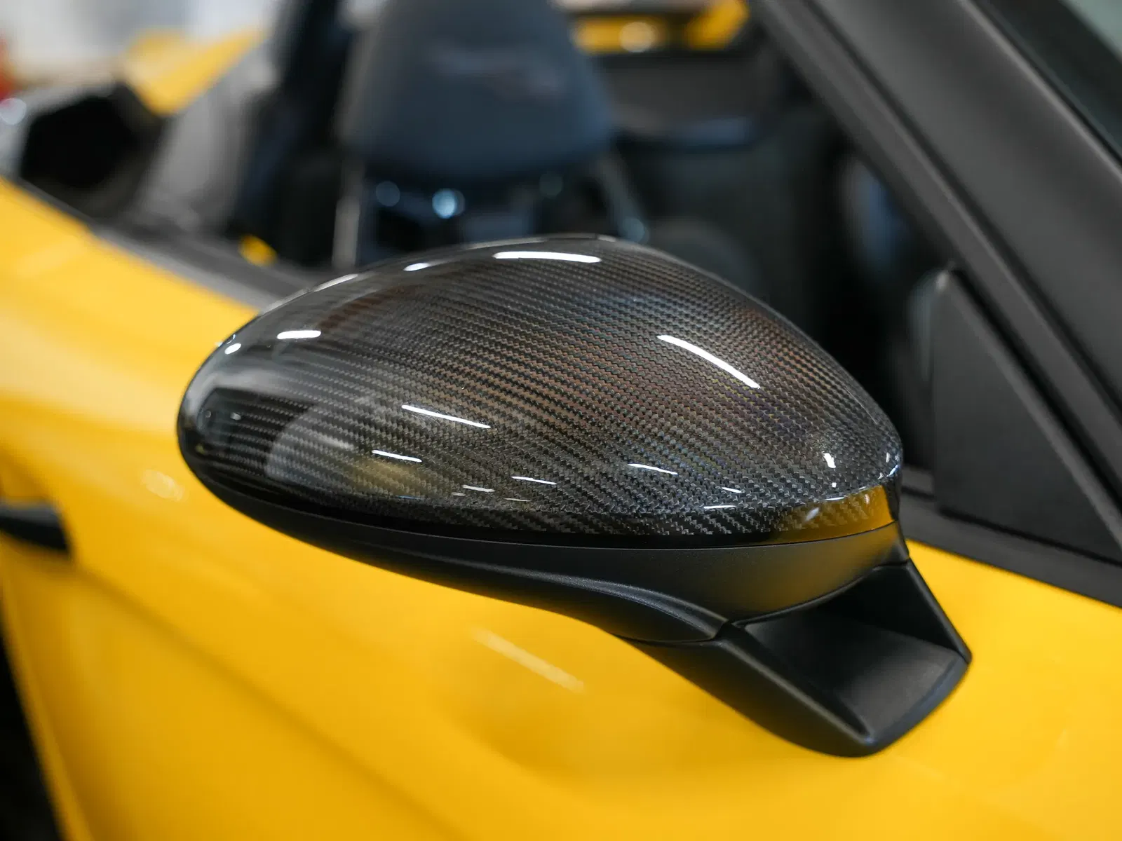 2025 Porsche 718 Spyder RS Weissach