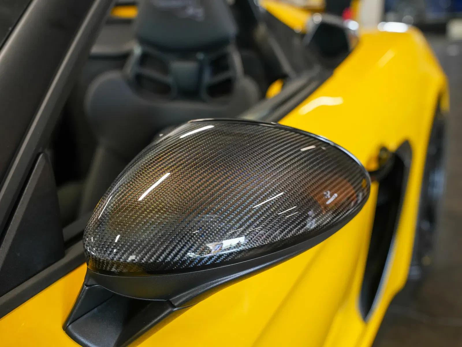 2025 Porsche 718 Spyder RS Weissach