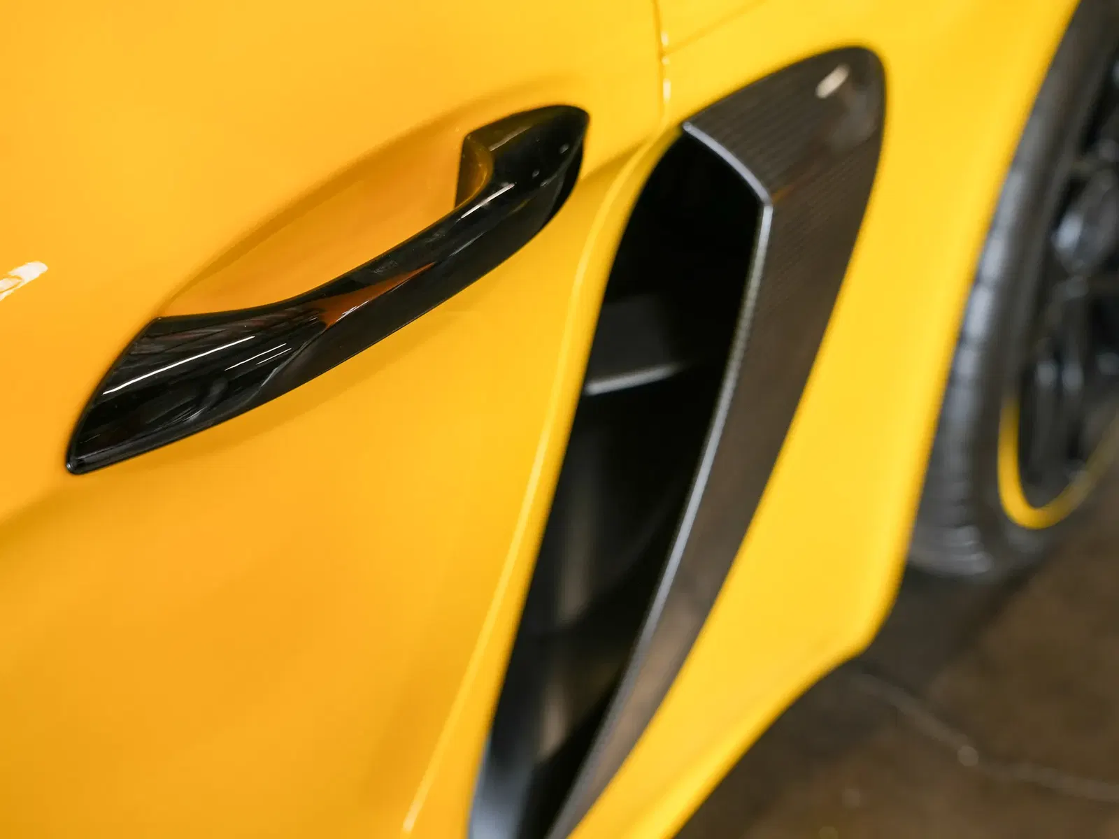 2025 Porsche 718 Spyder RS Weissach