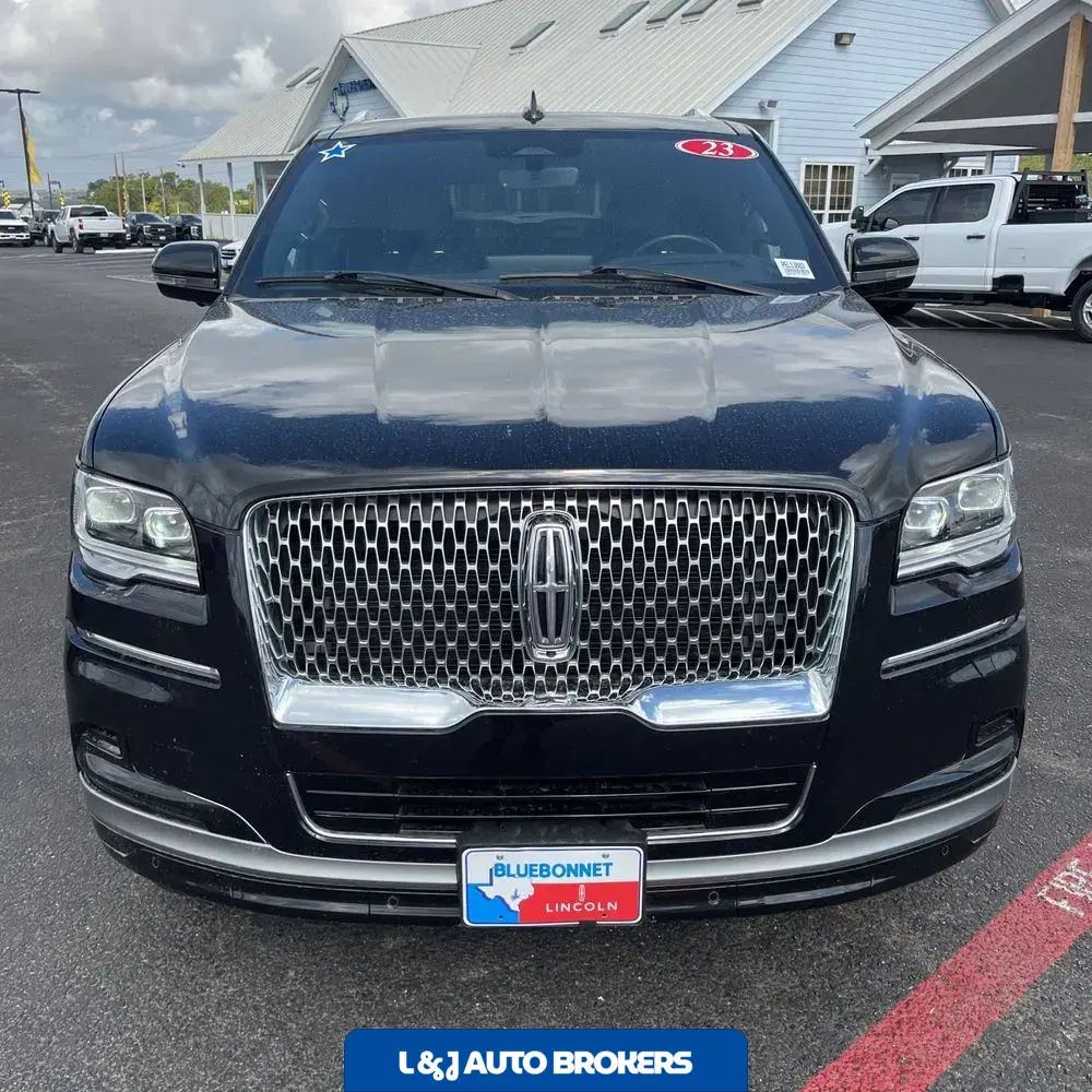 2023 Lincoln Navigator L Reserve