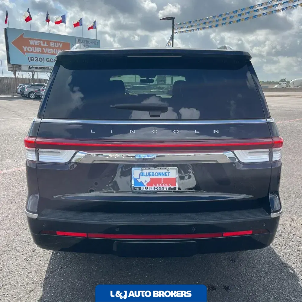 2023 Lincoln Navigator L Reserve