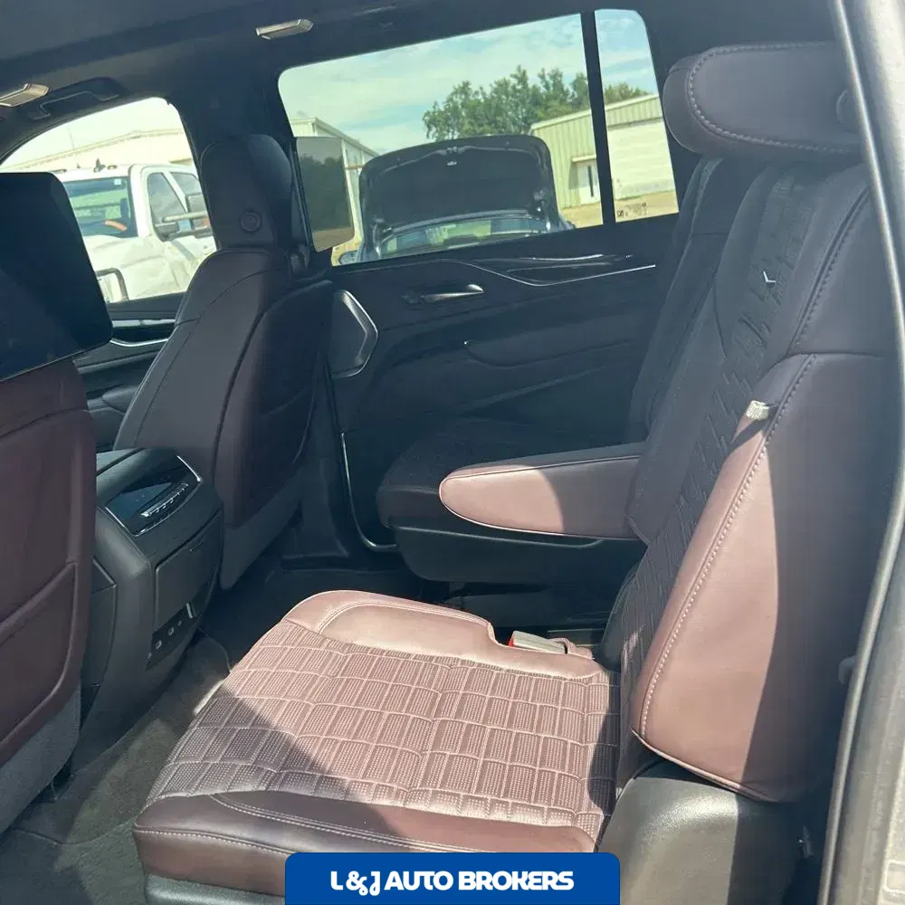 2024 Cadillac Escalade ESV Premium Luxury Platinum