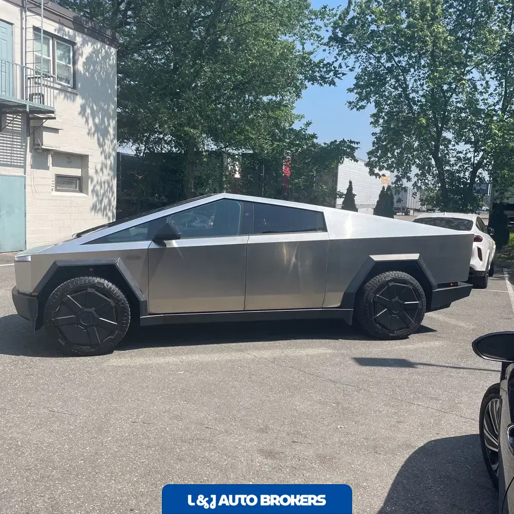 2024 Tesla Cybertruck CyberBeast