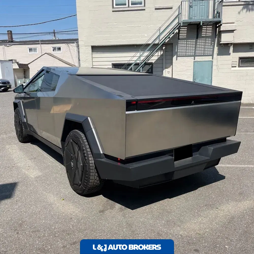 2024 Tesla Cybertruck CyberBeast