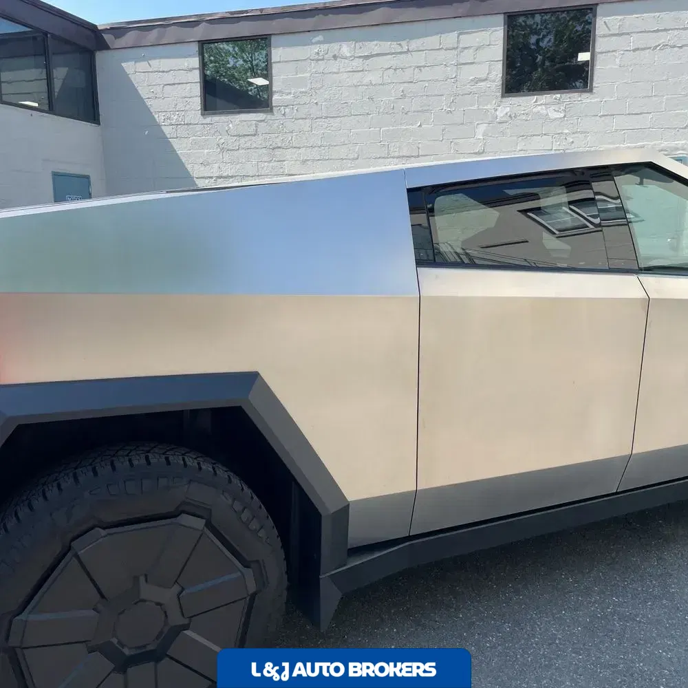 2024 Tesla Cybertruck CyberBeast