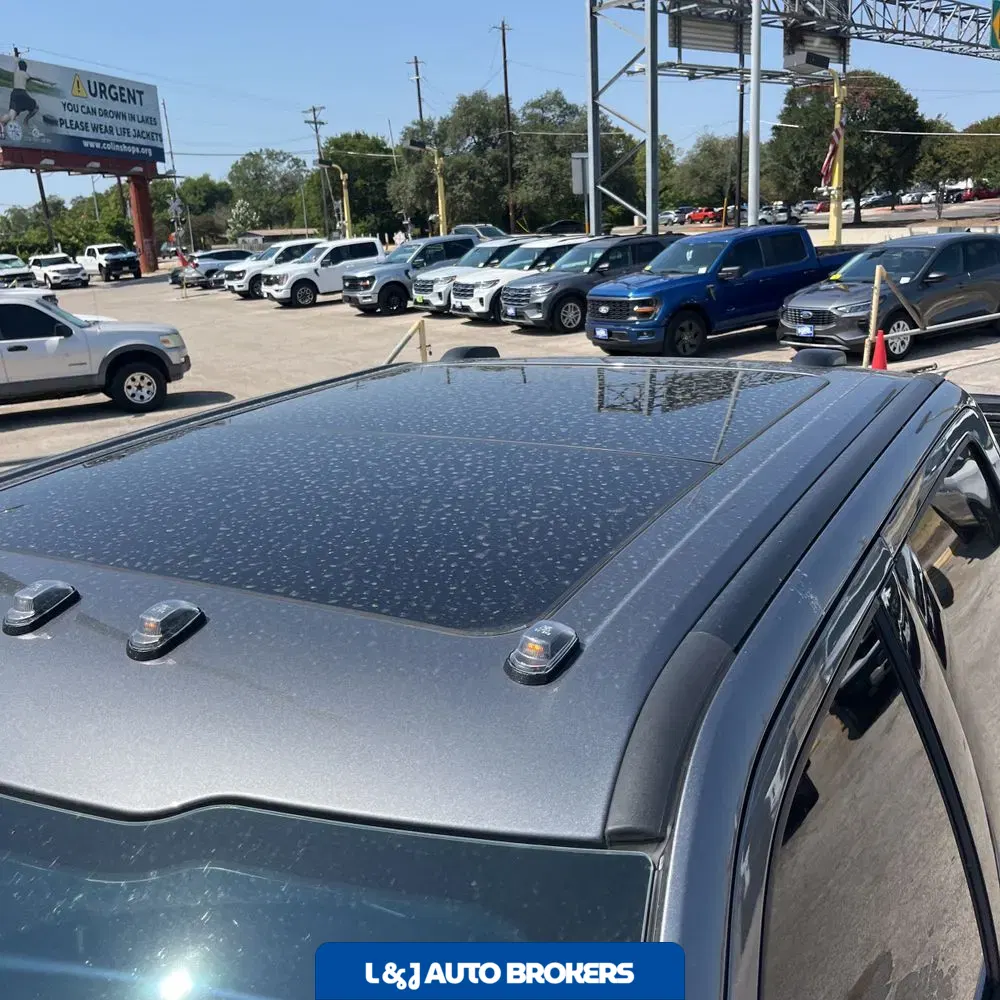 2025 Ford F-350 Super Duty Platinum