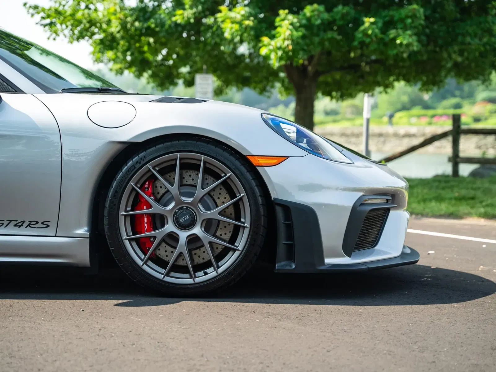 2023 Porsche 718 Cayman GT4 RS Weissach