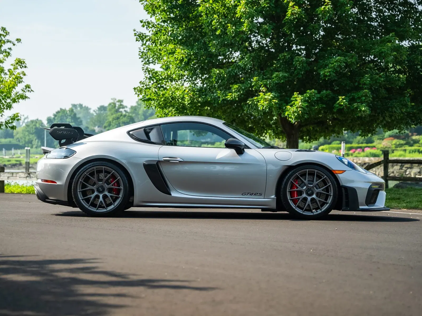 2023 Porsche 718 Cayman GT4 RS Weissach