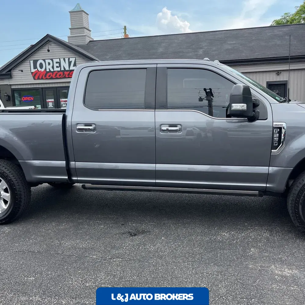 2022 Ford F250 S/D Platinum