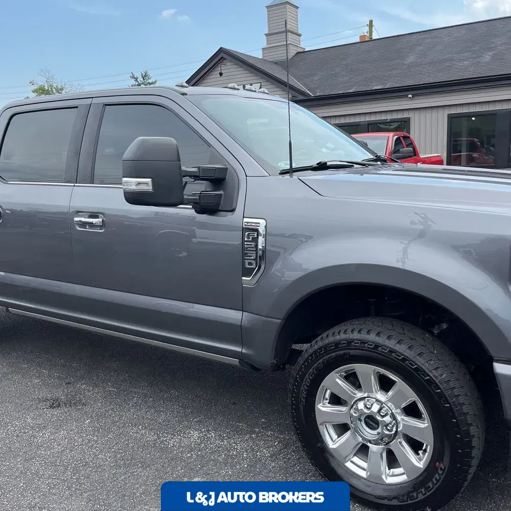 2022 Ford F250 S/D Platinum