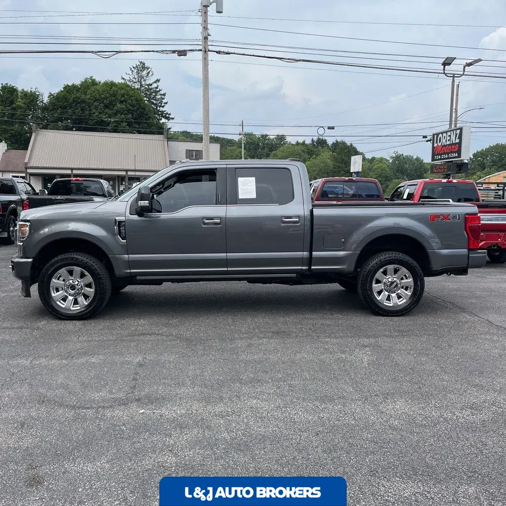 2022 Ford F250 S/D Platinum