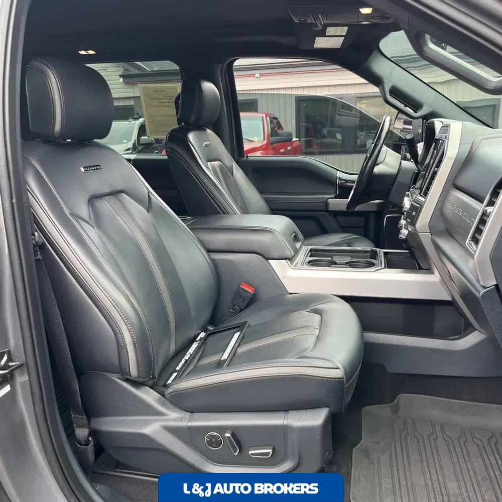 2022 Ford F250 S/D Platinum