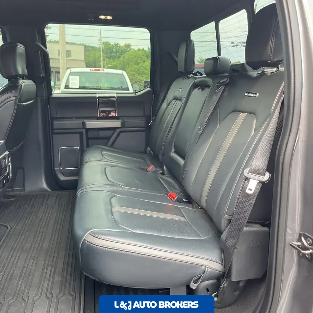2022 Ford F250 S/D Platinum