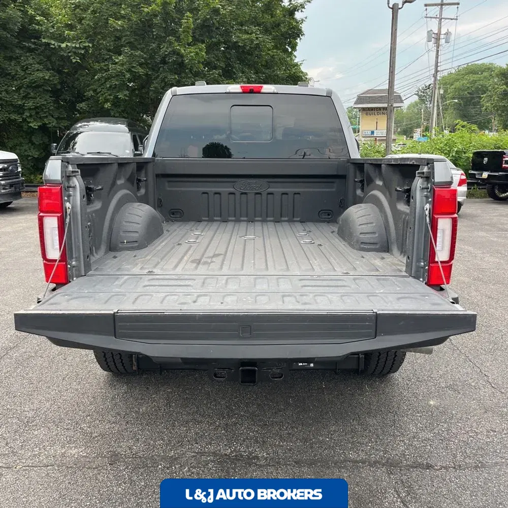 2022 Ford F250 S/D Platinum