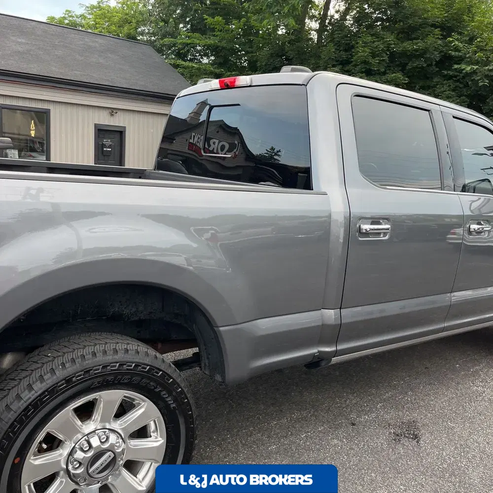 2022 Ford F250 S/D Platinum