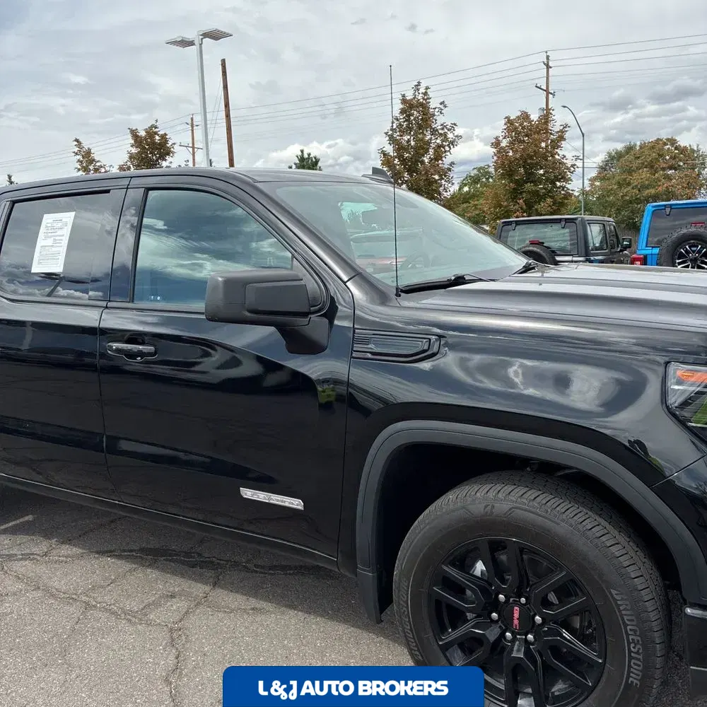 2024 GMC Sierra 1500 Elevation Standard