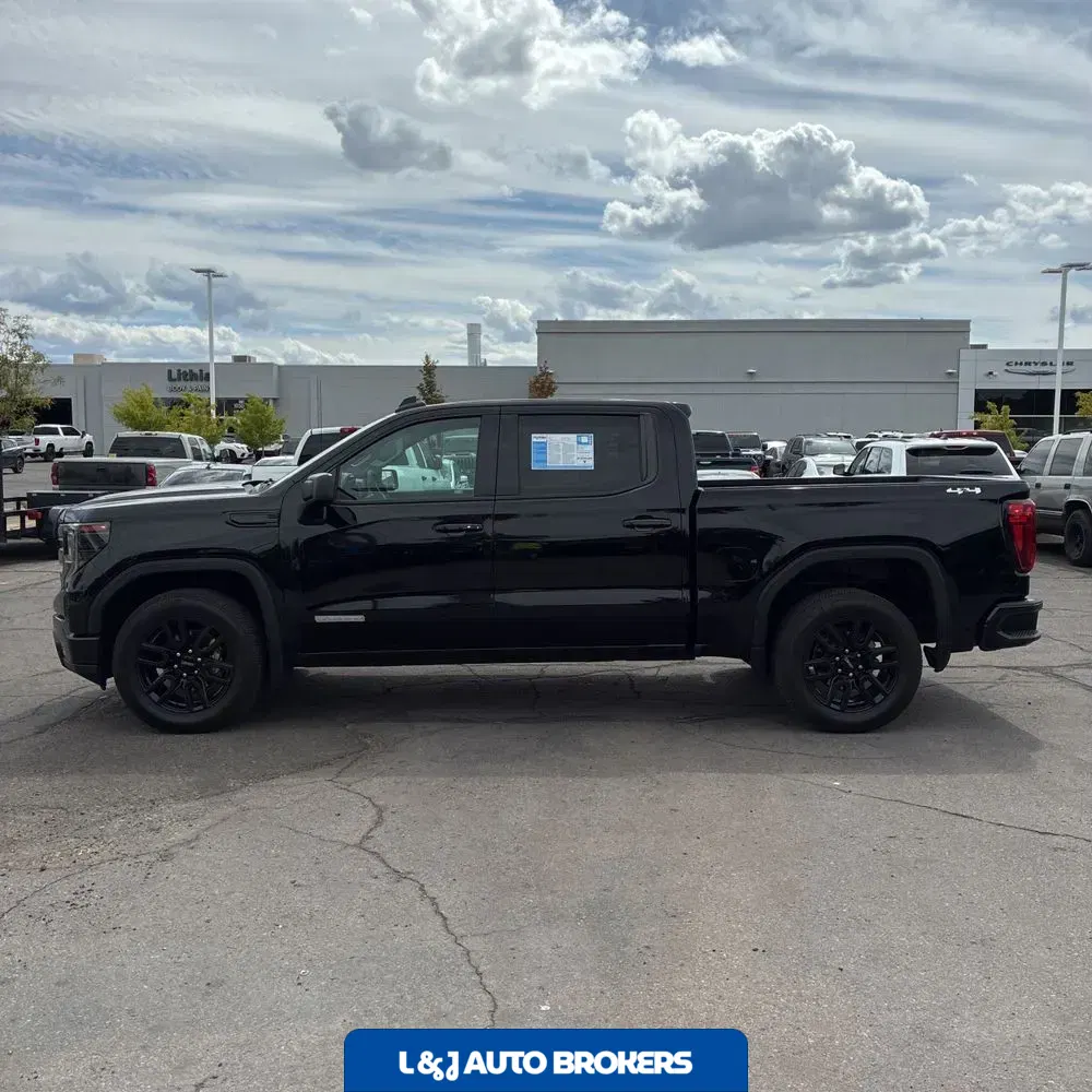 2024 GMC Sierra 1500 Elevation Standard