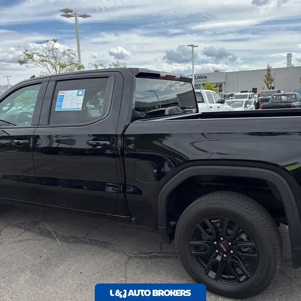 2024 GMC Sierra 1500 Elevation Standard