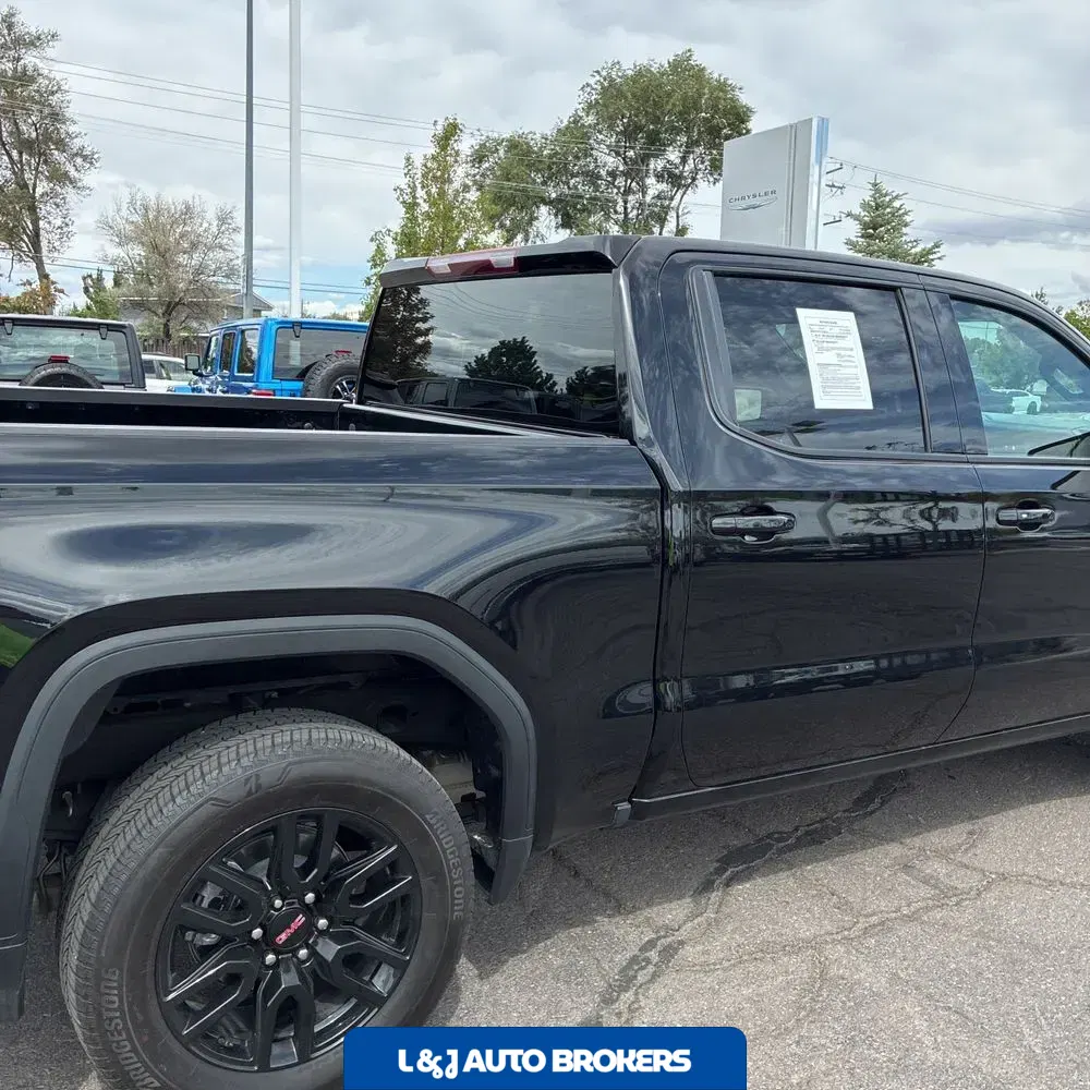 2024 GMC Sierra 1500 Elevation Standard