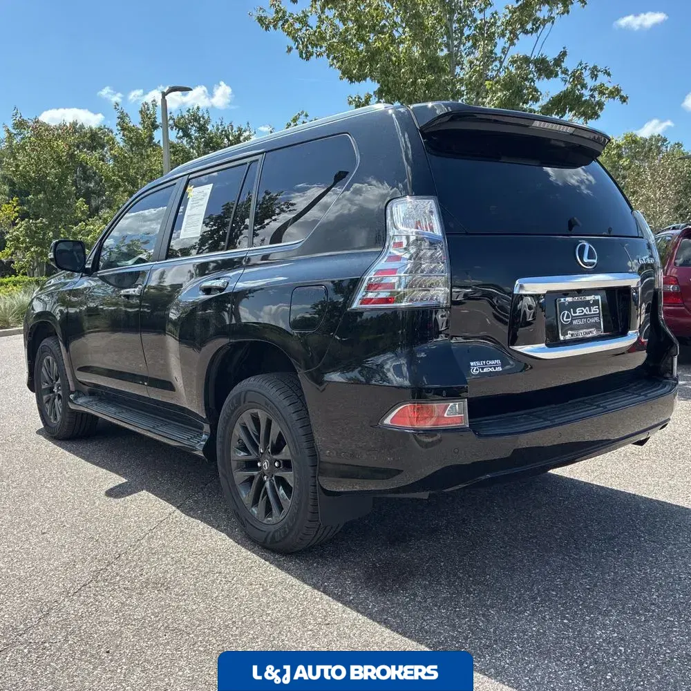 2023 Lexus GX 460 Base