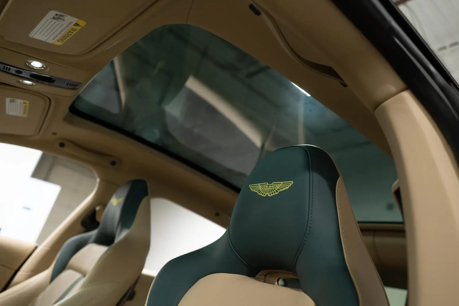 2023 Aston Martin DBX707