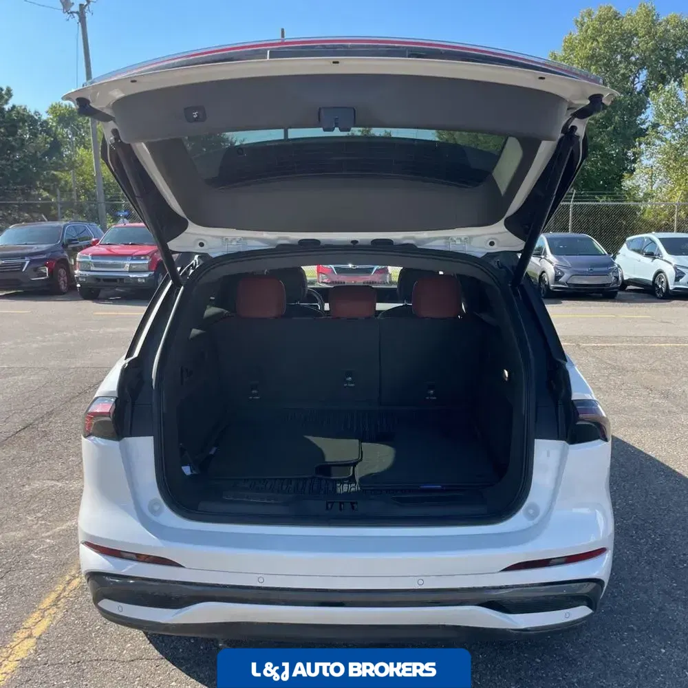 2024 Lincoln Nautilus Black Label