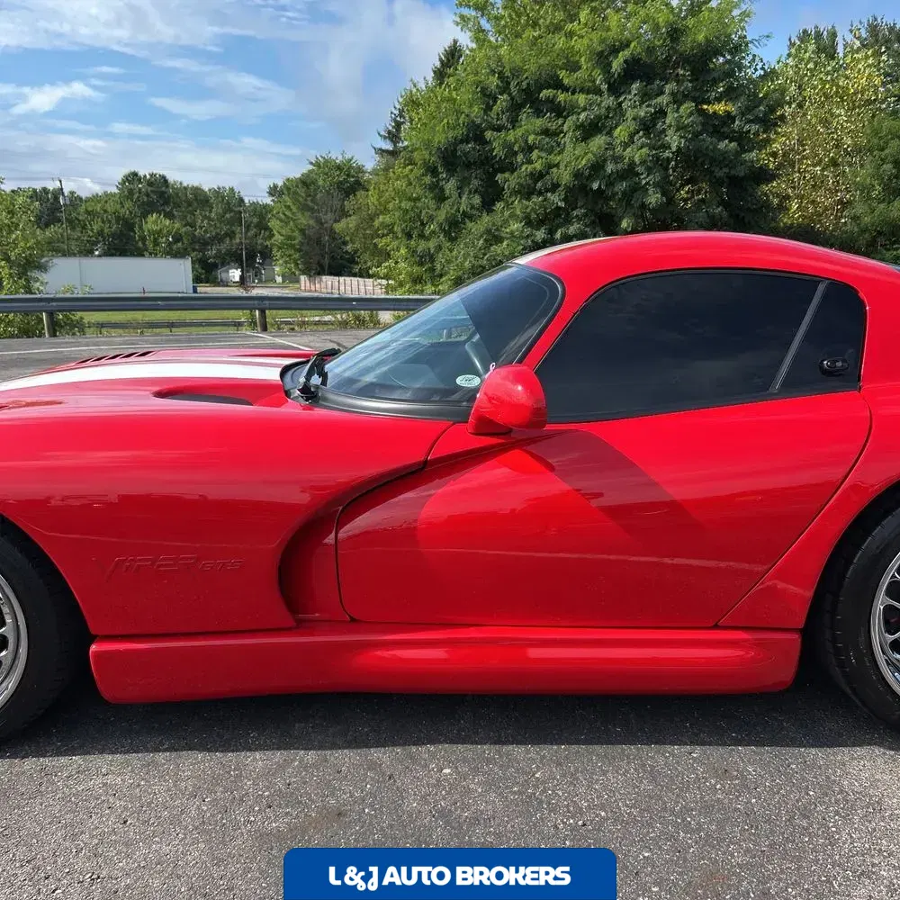 2002 Dodge Viper GTS