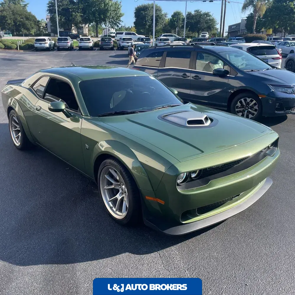 2023 Dodge Challenger R/T SCAT PACK