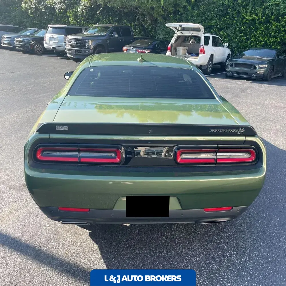 2023 Dodge Challenger R/T SCAT PACK