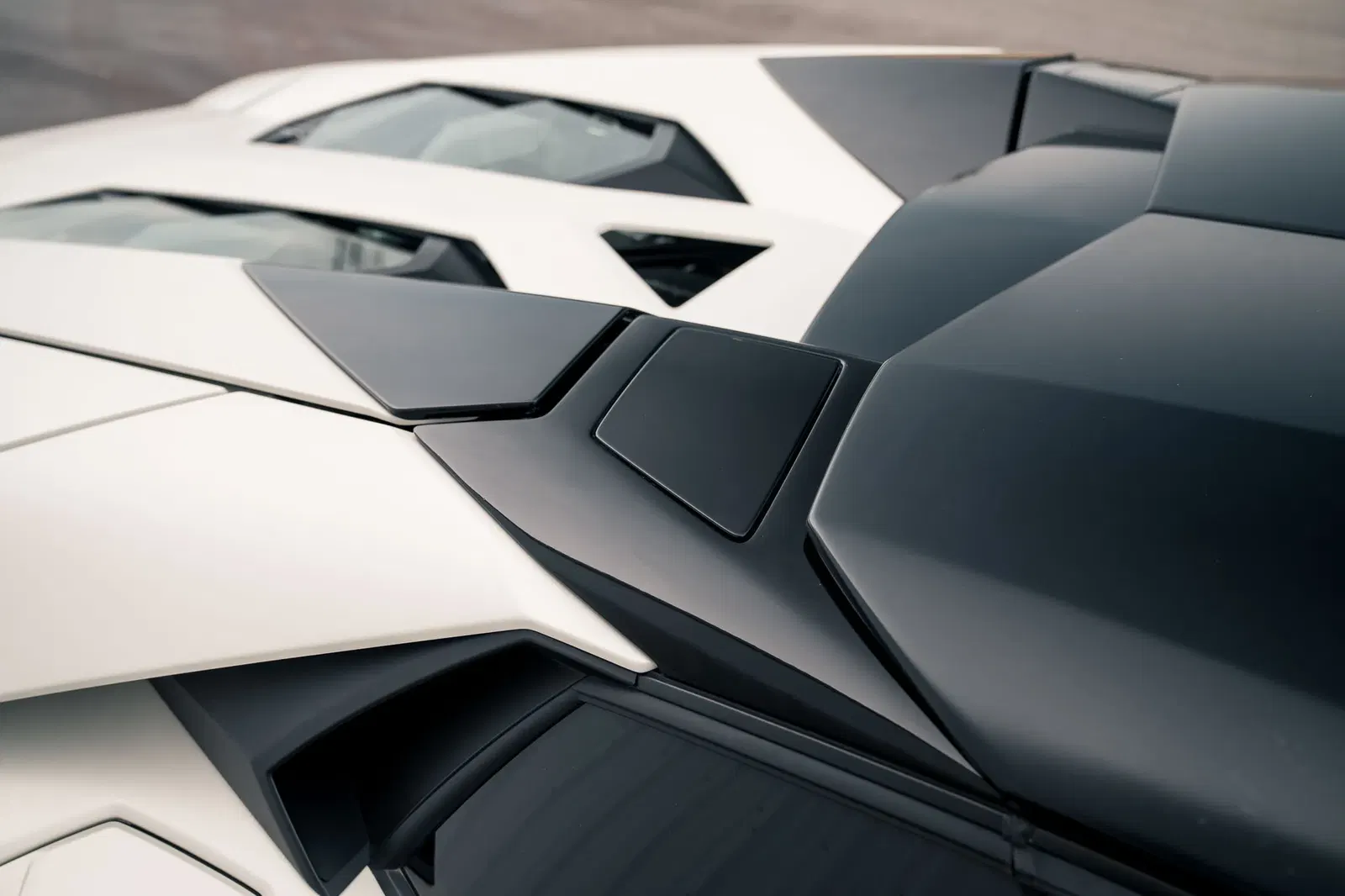 9k-Mile 2014 Lamborghini Aventador LP700-4 Roadster