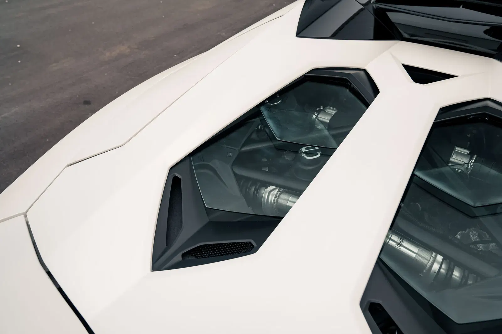 9k-Mile 2014 Lamborghini Aventador LP700-4 Roadster
