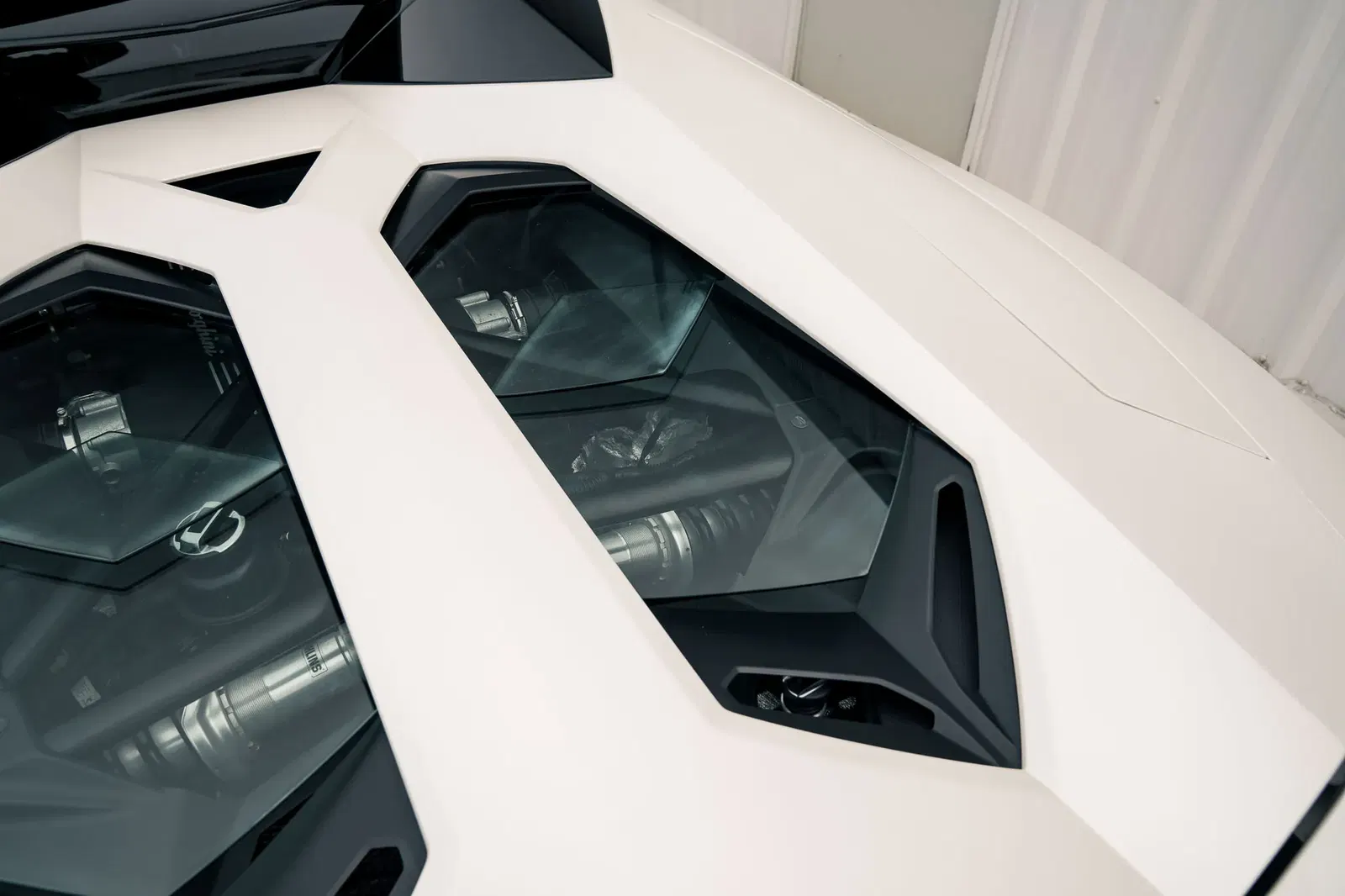 9k-Mile 2014 Lamborghini Aventador LP700-4 Roadster