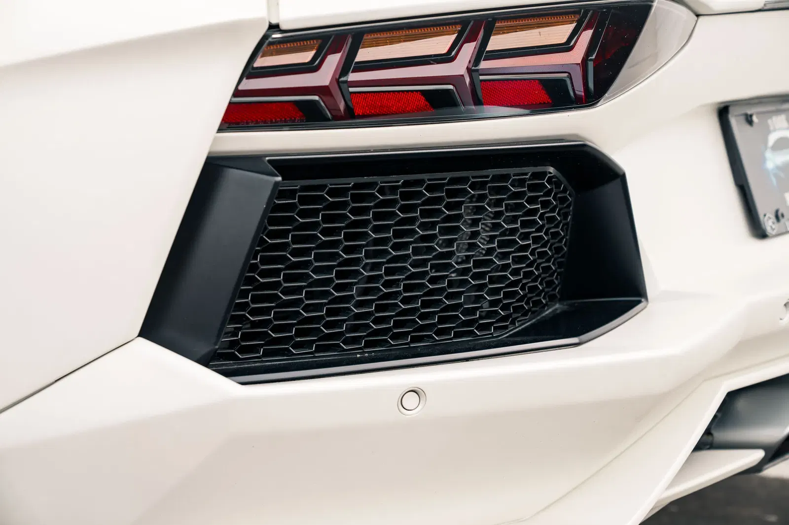 9k-Mile 2014 Lamborghini Aventador LP700-4 Roadster