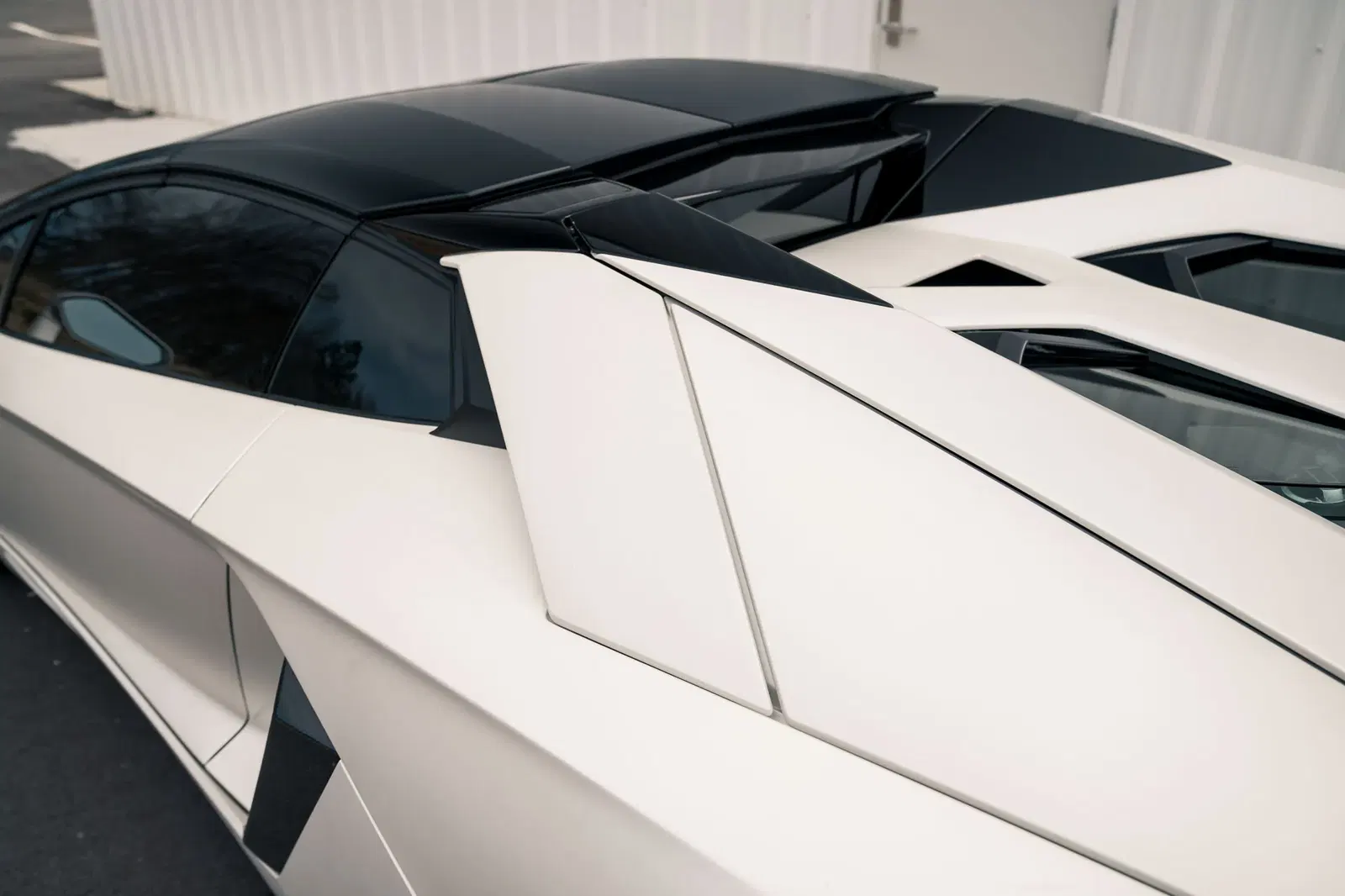 9k-Mile 2014 Lamborghini Aventador LP700-4 Roadster