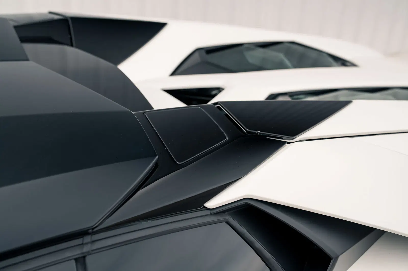 9k-Mile 2014 Lamborghini Aventador LP700-4 Roadster