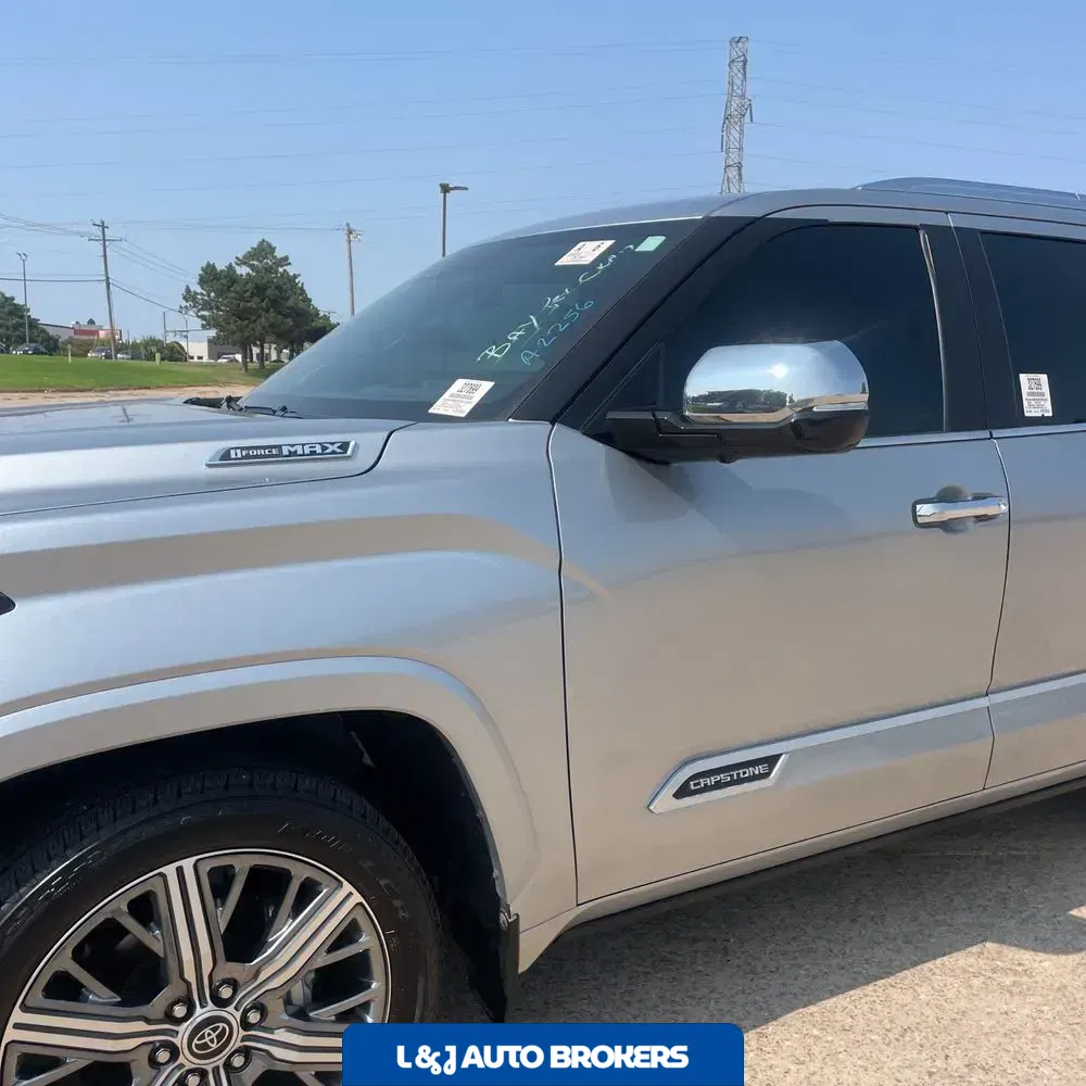 2024 Toyota Sequoia Capstone