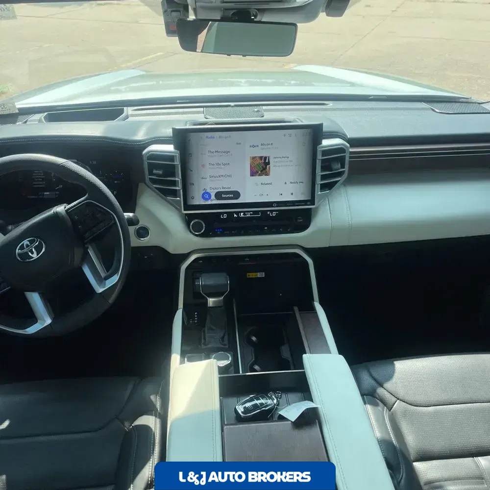 2024 Toyota Sequoia Capstone
