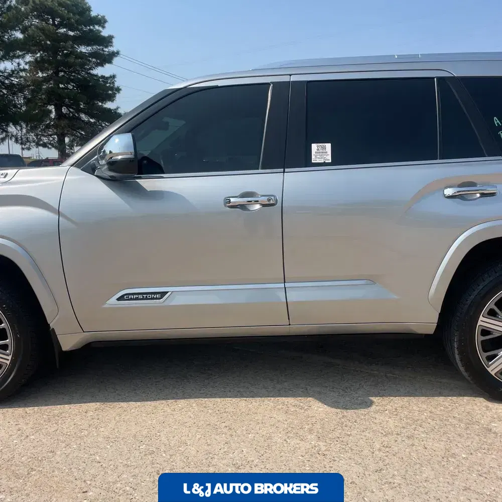 2024 Toyota Sequoia Capstone