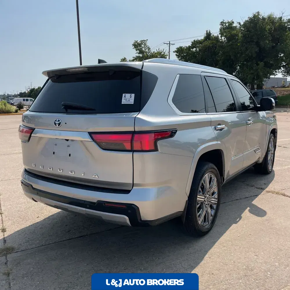 2024 Toyota Sequoia Capstone